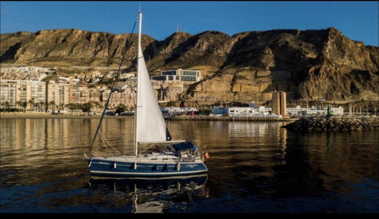 Captivating 2-Bed Apartment In Aguadulce Aguadulce  Bagian luar foto